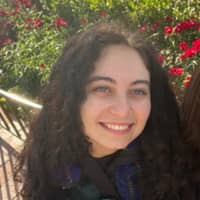 Sitter Profile Image: Isabella G.