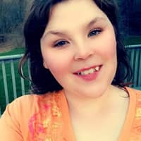 Sitter Profile Image: April R.