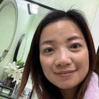 Sitter Profile Image: min j.