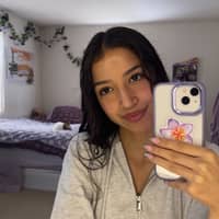 Sitter Profile Image: Nereyda R.