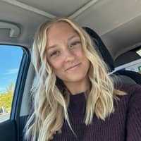 Sitter Profile Image: Ashley W.