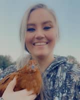 Sitter Profile Image: Danielle C.