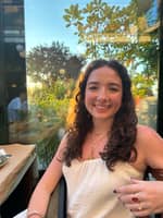 Sitter Profile Image: Gloria K.