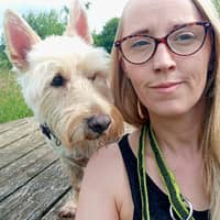 Sitter Profile Image: Sarah R.