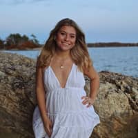 Sitter Profile Image: Abigail M.