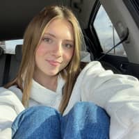 Sitter Profile Image: Maryn R.