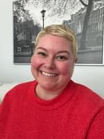 Sitter Profile Image: Nicole L.