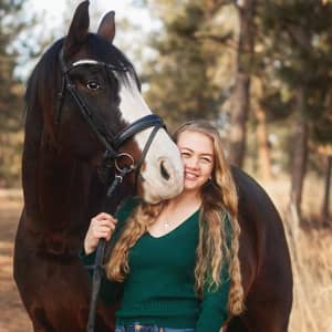 Sitter Profile Image: Cyra C.