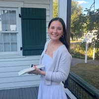 Sitter Profile Image: Cecelia H.