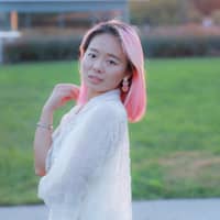 Sitter Profile Image: Junhua C.