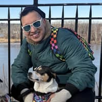 Sitter Profile Image: Zenni M.