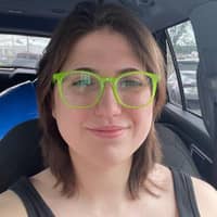 Sitter Profile Image: Sara L.