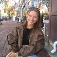 Sitter Profile Image: Angela C.