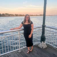 Sitter Profile Image: Elizabeth M.