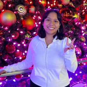 Sitter Profile Image: Alice T.