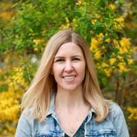 Sitter Profile Image: Angela D.