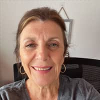 Sitter Profile Image: Angelina R.