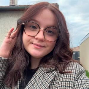 Sitter Profile Image: Lalie K.