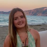 Sitter Profile Image: Nia-Laoise P.