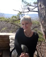 Sitter Profile Image: Olivia S.