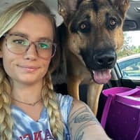 Sitter Profile Image: Taylor L.