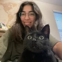 Sitter Profile Image: Aleesa V.