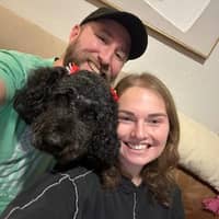 Sitter Profile Image: Cameron & Vienna D.