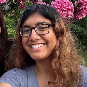 Sitter Profile Image: Surbhi C.