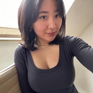 Sitter Profile Image: Min Hee J.