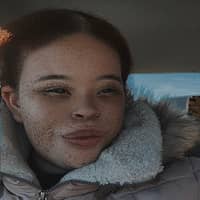 Sitter Profile Image: Joanna N.