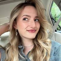 Sitter Profile Image: Emma H.