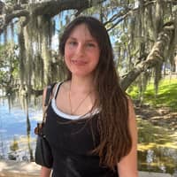 Sitter Profile Image: Layne W.