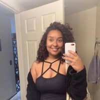 Sitter Profile Image: Daniela A.