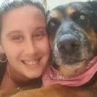 Sitter Profile Image: LAUREN T.