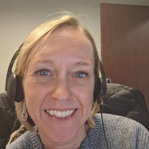 Sitter Profile Image: Lesley G.