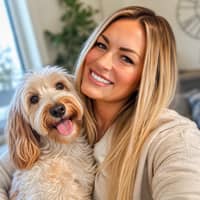 Sitter Profile Image: Molly P.