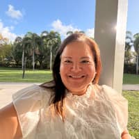 Sitter Profile Image: Marianella C.
