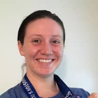 Sitter Profile Image: Linzi F.