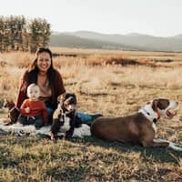 Sitter Profile Image: Monika E.