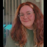 Sitter Profile Image: Emma L.