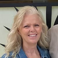 Sitter Profile Image: Andrea F.