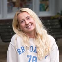 Sitter Profile Image: Monika K.