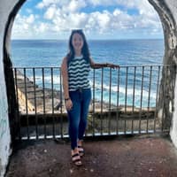 Sitter Profile Image: Whitney L.