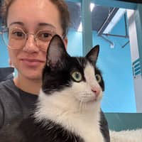 Sitter Profile Image: Noelle D.