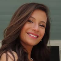 Sitter Profile Image: Bailey L.