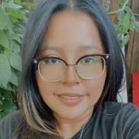 Sitter Profile Image: Mirlena E.