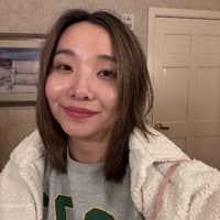 Sitter Profile Image: Xin G.