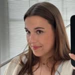 Sitter Profile Image: Lara T.