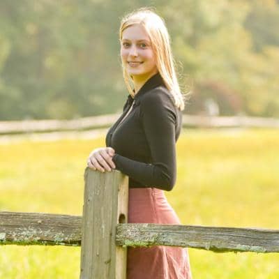 Sitter Profile Image: Paige S.