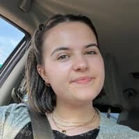 Sitter Profile Image: Faith S.